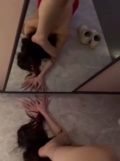 大学女友来找我求调教，说她下面很难受