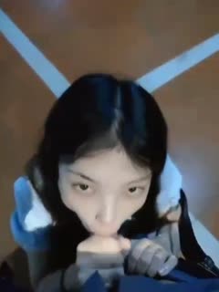 白嫩极品身材美女掰开穴给你看