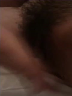 3P美甲店小少妇聊天高冷上床喷水